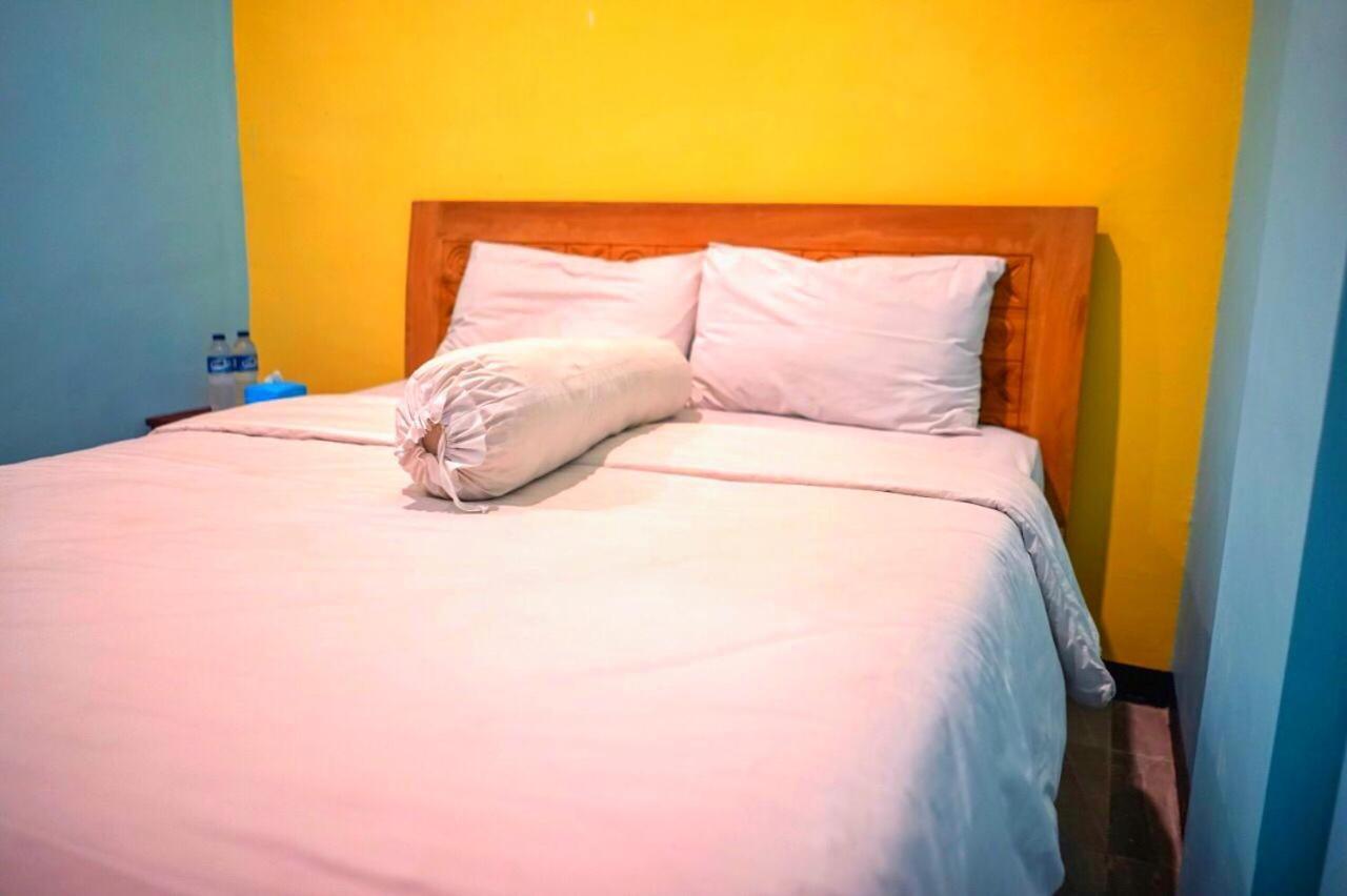 Roomz Budget Residence Семаранг Экстерьер фото